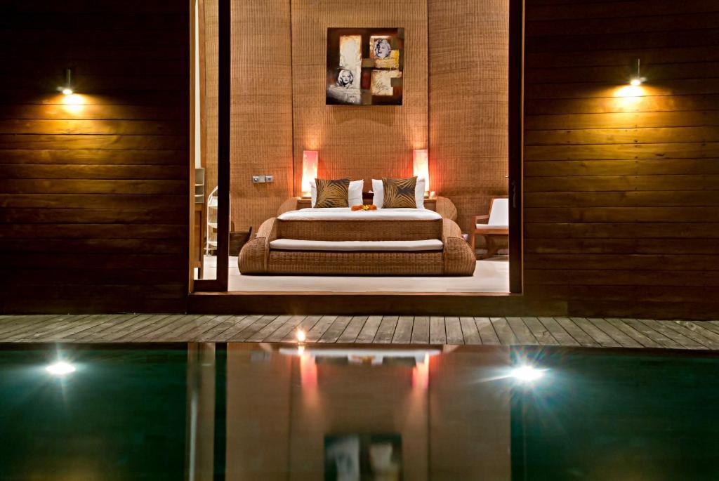 Eko Villa Seminyak - Tropical Villa, Walk To Beach Quarto foto