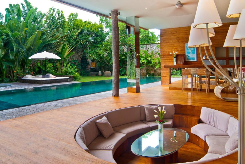 Eko Villa Seminyak - Tropical Villa, Walk To Beach Exterior foto