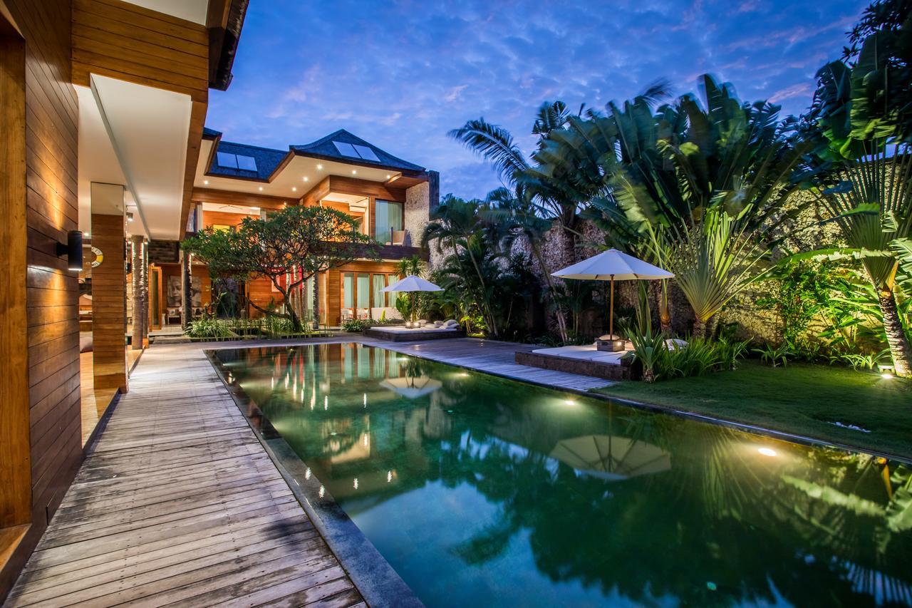 Eko Villa Seminyak - Tropical Villa, Walk To Beach Exterior foto