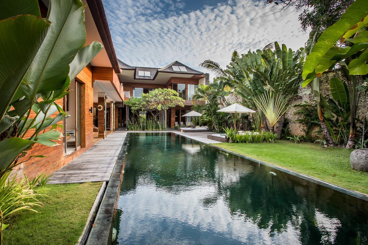 Eko Villa Seminyak - Tropical Villa, Walk To Beach Exterior foto